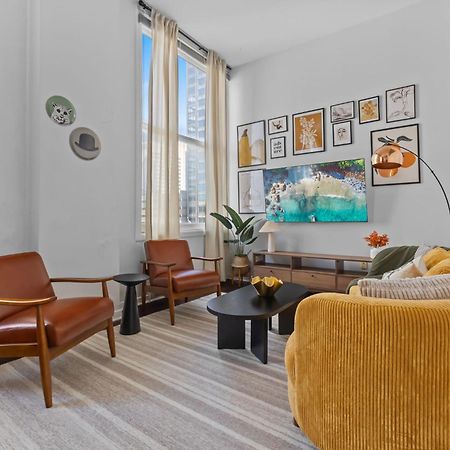 인디애나폴리스 Indy Loft - Monument Circle - Sleeps 7 - Convention Walkable 아파트 외부 사진