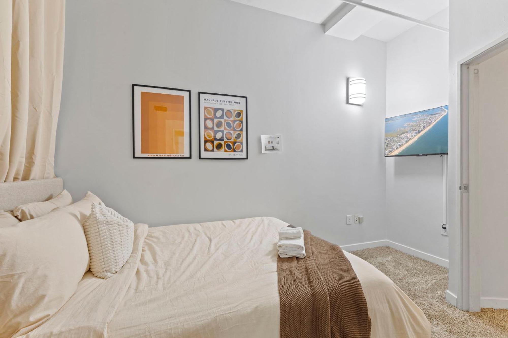 인디애나폴리스 Indy Loft - Monument Circle - Sleeps 7 - Convention Walkable 아파트 외부 사진