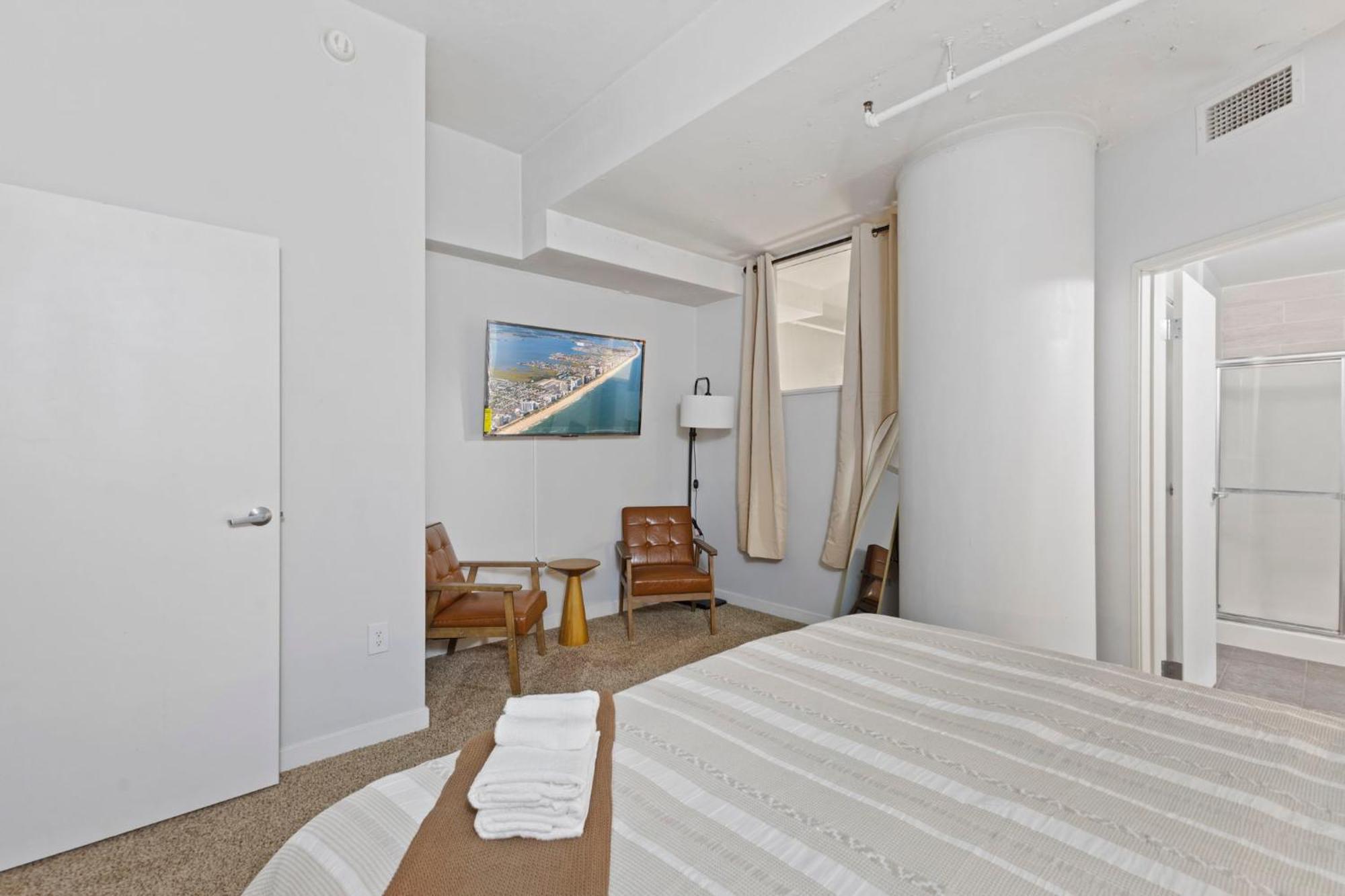인디애나폴리스 Indy Loft - Monument Circle - Sleeps 7 - Convention Walkable 아파트 외부 사진