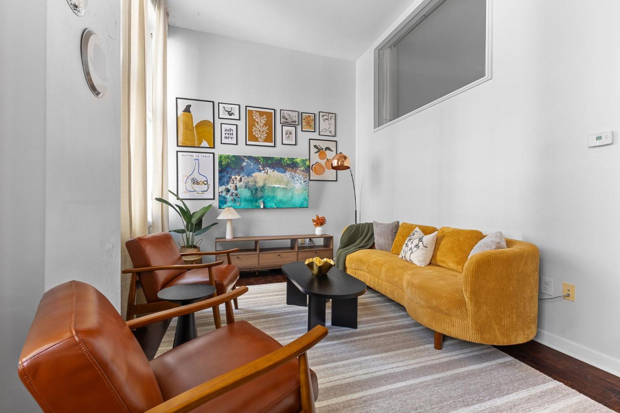인디애나폴리스 Indy Loft - Monument Circle - Sleeps 7 - Convention Walkable 아파트 외부 사진